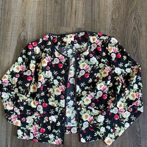Cropped Long Sleeve Floral Jacket